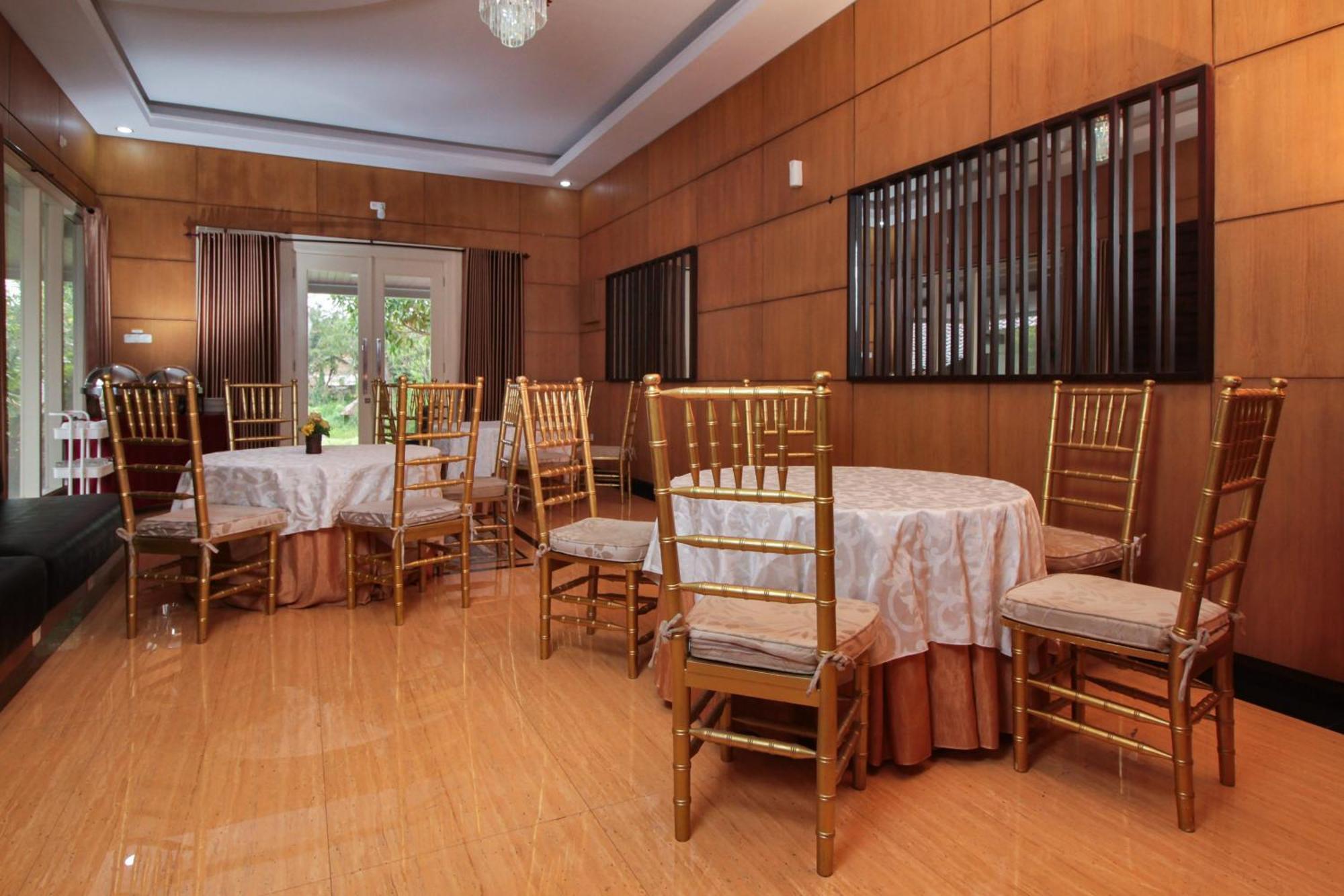 Urbanview Alfiya Hotel Lampung Bandar Lampung Bagian luar foto