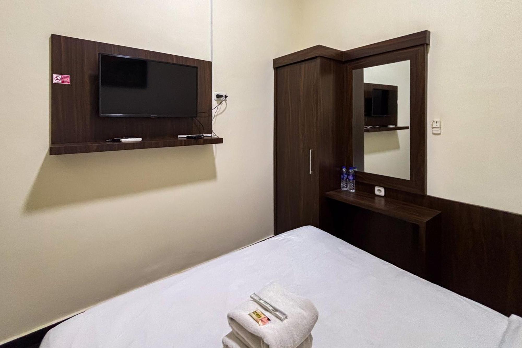Urbanview Alfiya Hotel Lampung Bandar Lampung Bagian luar foto